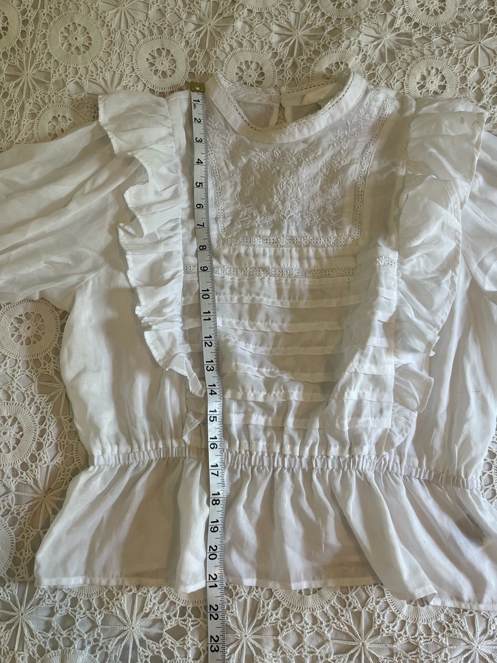 H&M white floral embroidered peasant blouse - Picture 3 of 6